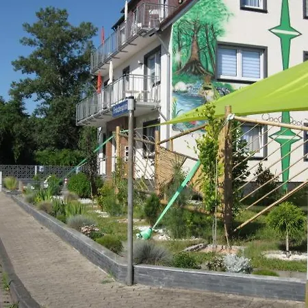 Diamond House Deluxe 6