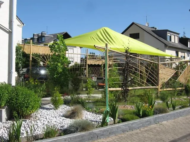 Diamond House Deluxe 6 * Κόμπλεντς